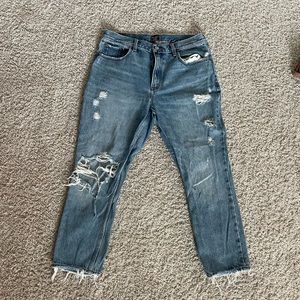 Abercrombie mom jean distressed